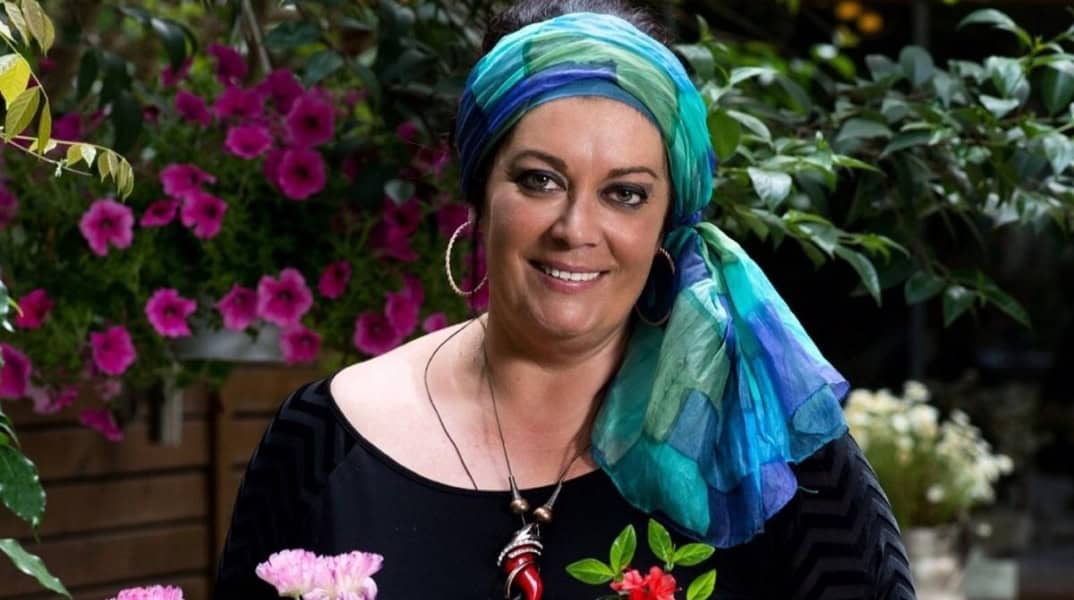 Στο νοσοκομείο η Μαρία Εκμεκτσίογλου: Τι συμβαίνει; Το μήνυμα αισιοδοξίας μέσα από το δωμάτιο νοσηλείας