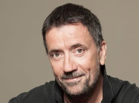 Σπύρος Παπαδόπουλος: Επιστρέφει στη μυθοπλασία με νέα ρομαντική σειρά – Πότε ξεκινούν τα γυρίσματα