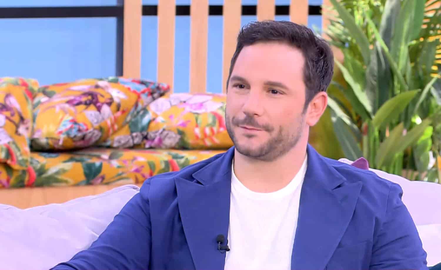 Ευθύμης Ζησάκης: Οι αποκαλύψεις για τον ρόλο του Άρη στο «Σόι σου», η πατρότητα και η εικόνα που χάρισε στην Κατερίνα Καινούργιου