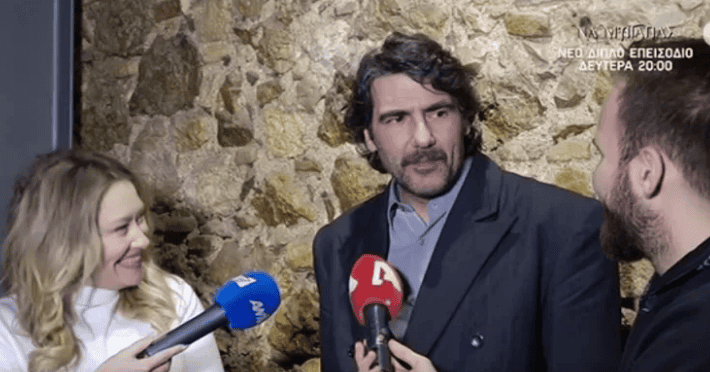 Αντώνης Καρυστινός: H έντονη ενόχληση on camera σε ερώτηση για την προσωπική του ζωή: «Θα το τερματίσεις; Κανόνισε τώρα»