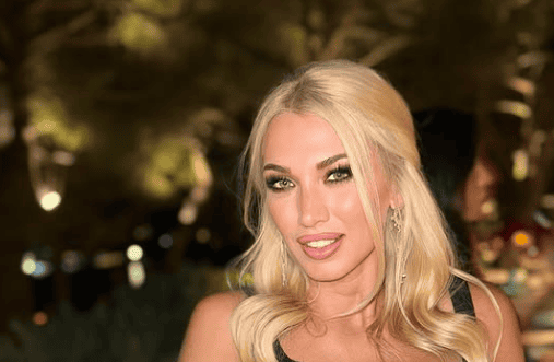 Κωνσταντίνα Σπυροπούλου: «Δυο μικρά χέρια που μου θυμίζουν τι έχει πραγματική αξία»