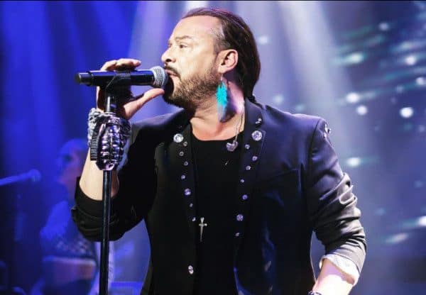 Ατύχημα για τον Χρήστο Δάντη: Έσπασε το χέρι του – Μπαίνει στο χειρουργείο και ακυρώνονται οι συναυλίες του