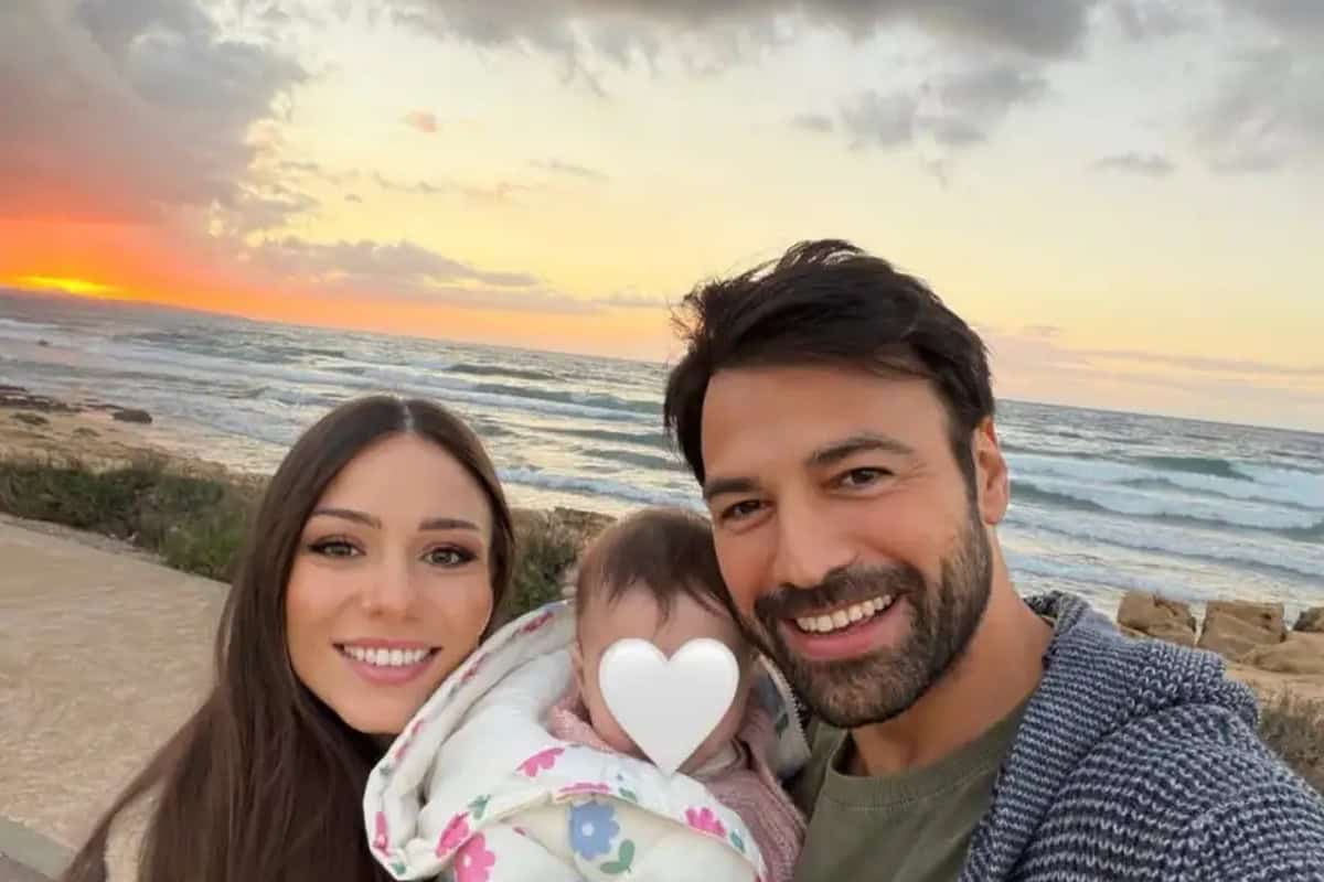 Σιμώνη Χριστοδούλου & Ανδρέας Γεωργίου σε τρυφερές οικογενειακές στιγμές στη θάλασσα – «Μια καρδιά γεμάτη ευτυχία» (photos)