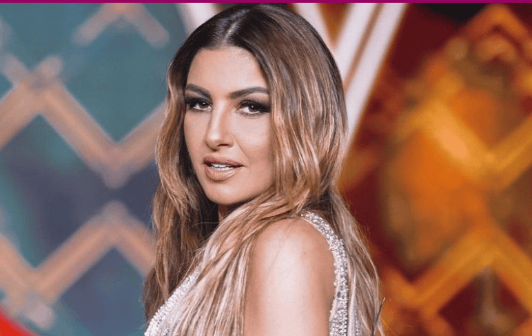 Έλενα Παπαρίζου: Γενέθλια με τούρτα κι ευχές στα σουηδικά