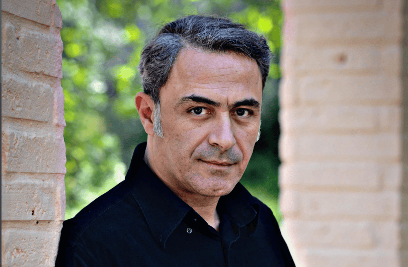 Θανάσης Κουρλαμπάς: «Τίποτα δεν γίνεται τυχαία στη ζωή…»