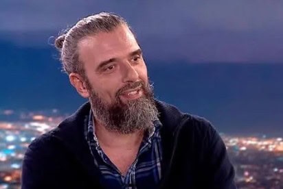 Σωτήρης Τσαφούλιας: «Μόνο στην Ελλάδα ο καλλιτέχνης πρέπει να είναι αριστερός και άπλυτος…» (video)