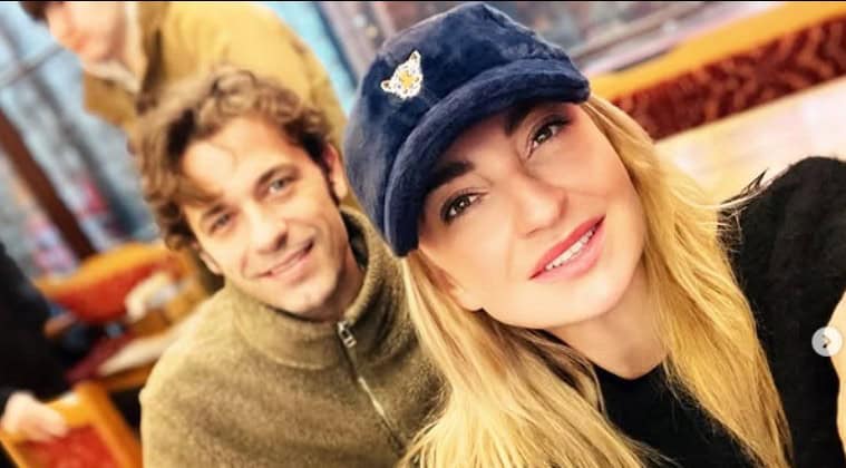 Ρούλα Ρέβη: Ένα διαφορετικό μήνυμα αγάπης…