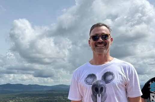 Γιώργος Καπουτζίδης: Ταξίδι ζωής στη Σρι Λάνκα – «65 χώρες και συνεχίζουμε…»