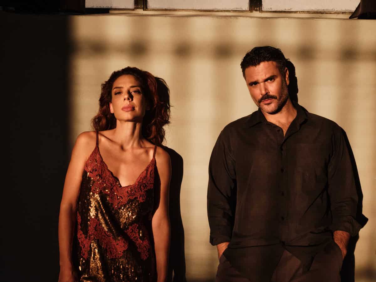 Barcelona, της Bess Wohl.  Τέσσερις τελευταίες παραστάσεις έως τις 24 Μαρτίου στο Πτι Παλαί