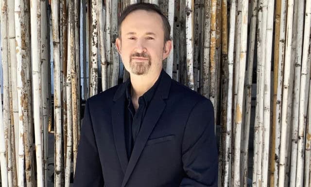 Ο Γιάννης Παπαμιχαήλ ξεσπάει: «Μιλάμε για την απόλυτη ξεφτίλα»