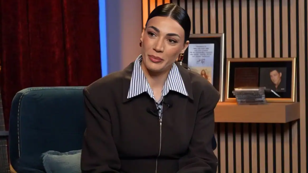 Ήβη Αδάμου: Για να επιβιώσεις σε αυτή τη δουλειά και για να υπάρχεις θέλει και αλητεία (video)