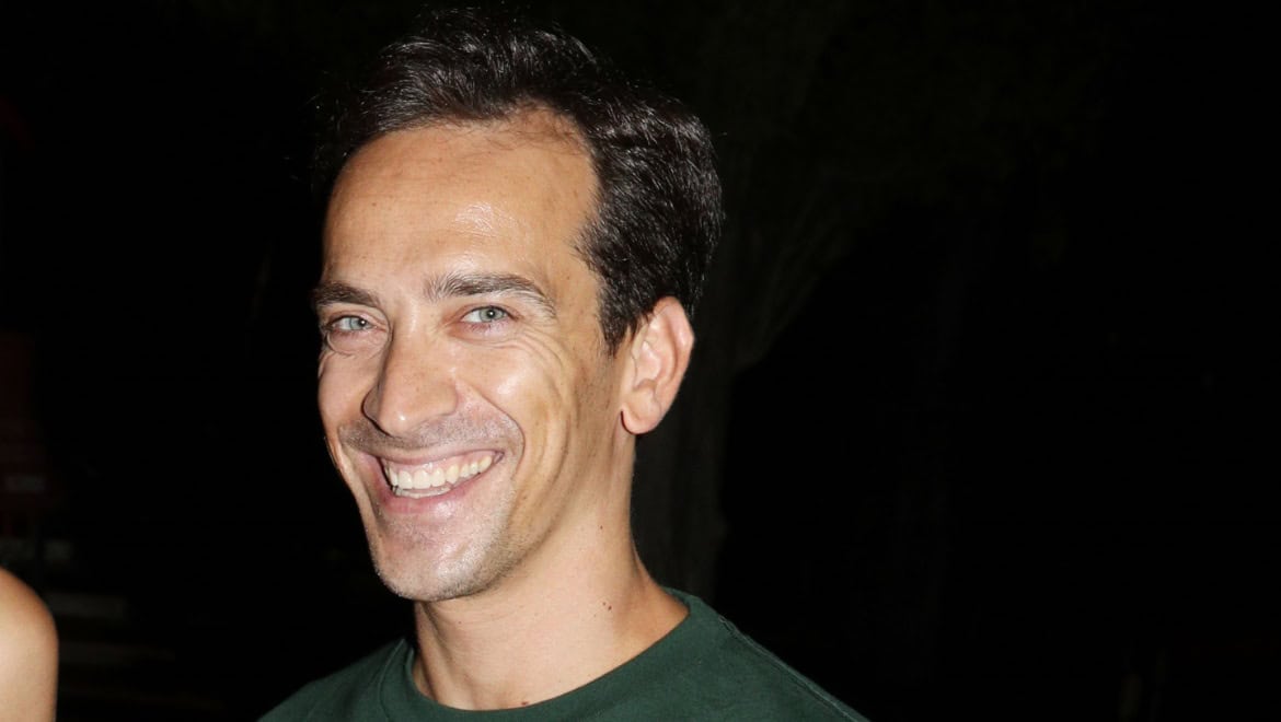 Δημήτρης Σαμόλης: Η Αλίκη Βουγιουκλάκη με οδήγησε μακριά από τα τραύματά μου