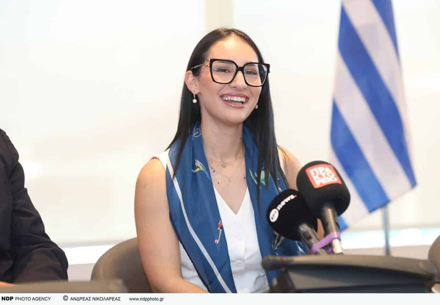 Τρελά ερωτευμένη η Klavdia: H πρώτη φωτογραφία με τον νέο της σύντροφο