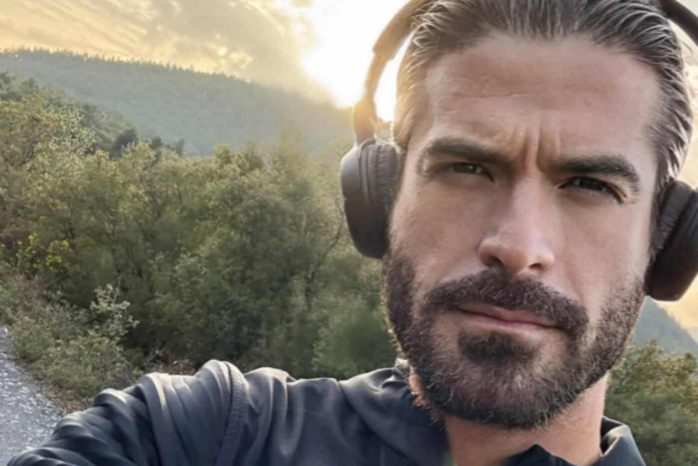 Άρης Μουγκοπέτρος: Ζω και αναπνέω για τις δύο μου κόρες – Αν περνάς κάτι δύσκολο, μην τα παρατάς