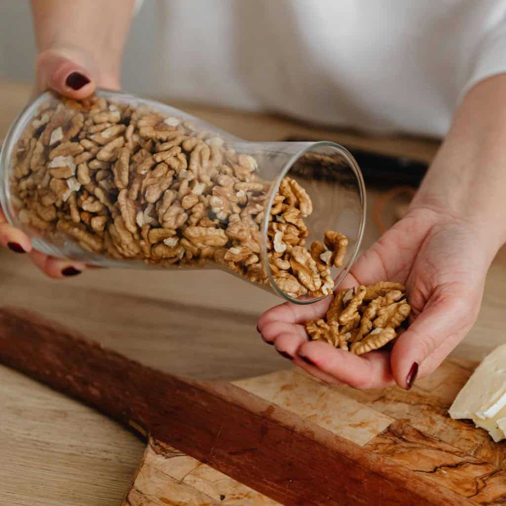 Οι 4 ξηροί καρποί που αξίζει να εντάξεις στη διατροφή σου για μακροζωία