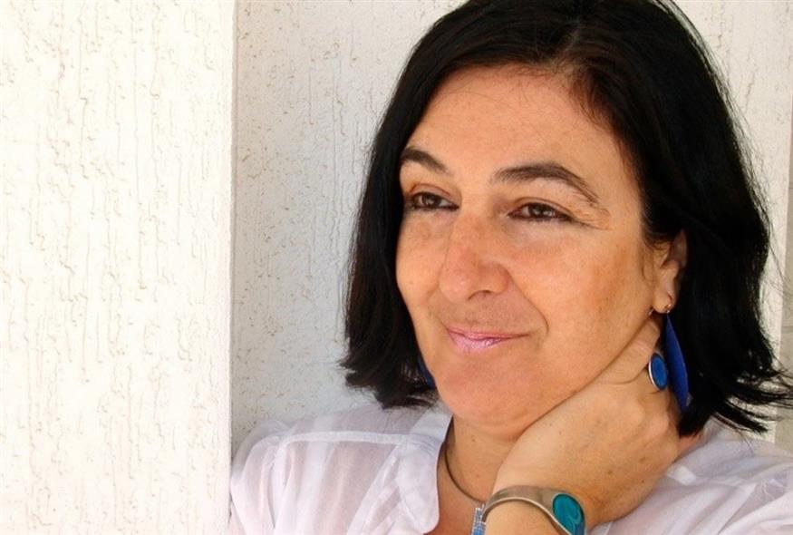 Ζοέλ Λοπινό: Πέρα από τη Σιωπή