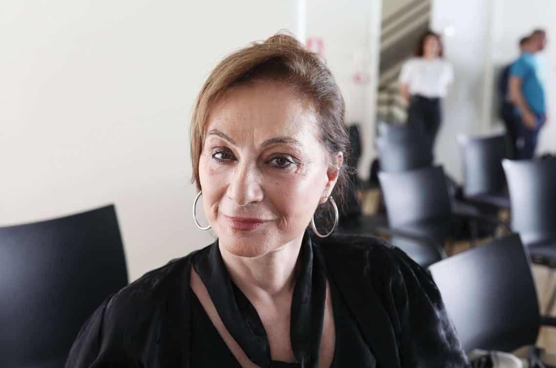 Φιλαρέτη Κομνηνού: «Ανακάλυψα την απιστία, ήταν σοκ. Προσπάθησε να τα ξαναβρούμε και του είπα…» (Video)