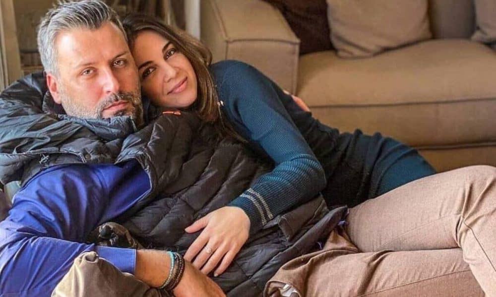 Συγκινεί ο Καλλιάνος για την αποβολή της γυναίκας του: “Υπήρχε κάποιο πρόβλημα µε το έμβρυο και εκ των υστέρων μάθαμε πως ήταν αγοράκι”