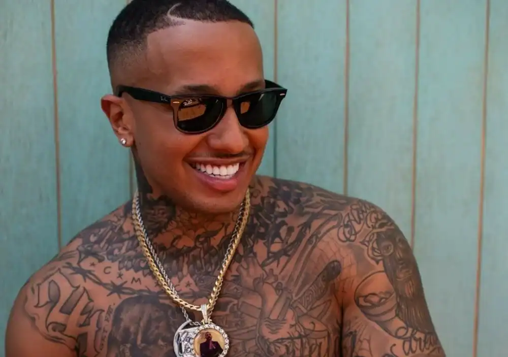 Ο Light σε τρυφερές οικογενειακές στιγμές με τη σύζυγό του Άννα Θεοδωρίδη και τον γιο τους