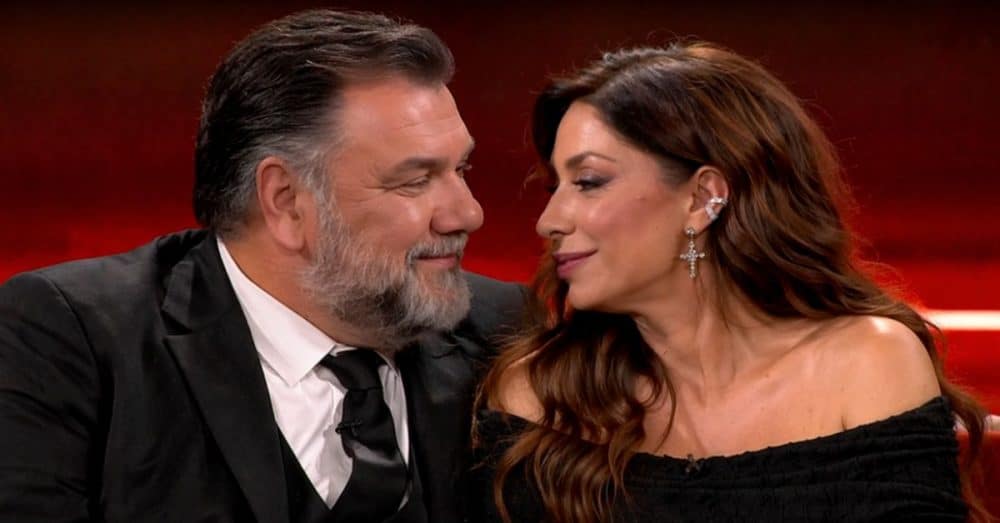 Γρηγόρης Αρναούτογλου: “Η Νάνσι μου άλλαξε τη ζωή. Τη θαυμάζω”. “Είναι αγαπησιάρης, προστατευτικός αλλά και εγωιστής” (Video)