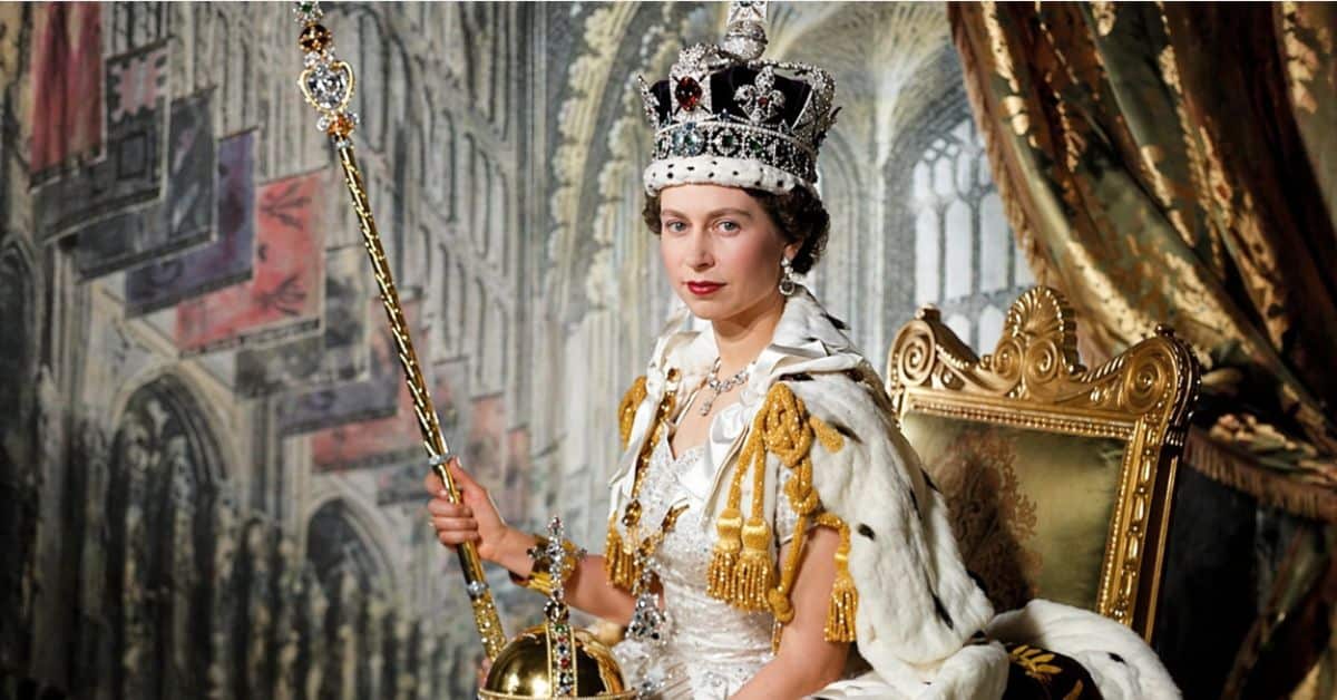 Βασιλιάς Κάρολος: Το συγκινητικό μήνυμα για τα 100ά γενέθλια της βασίλισσας Ελισάβετ (video)