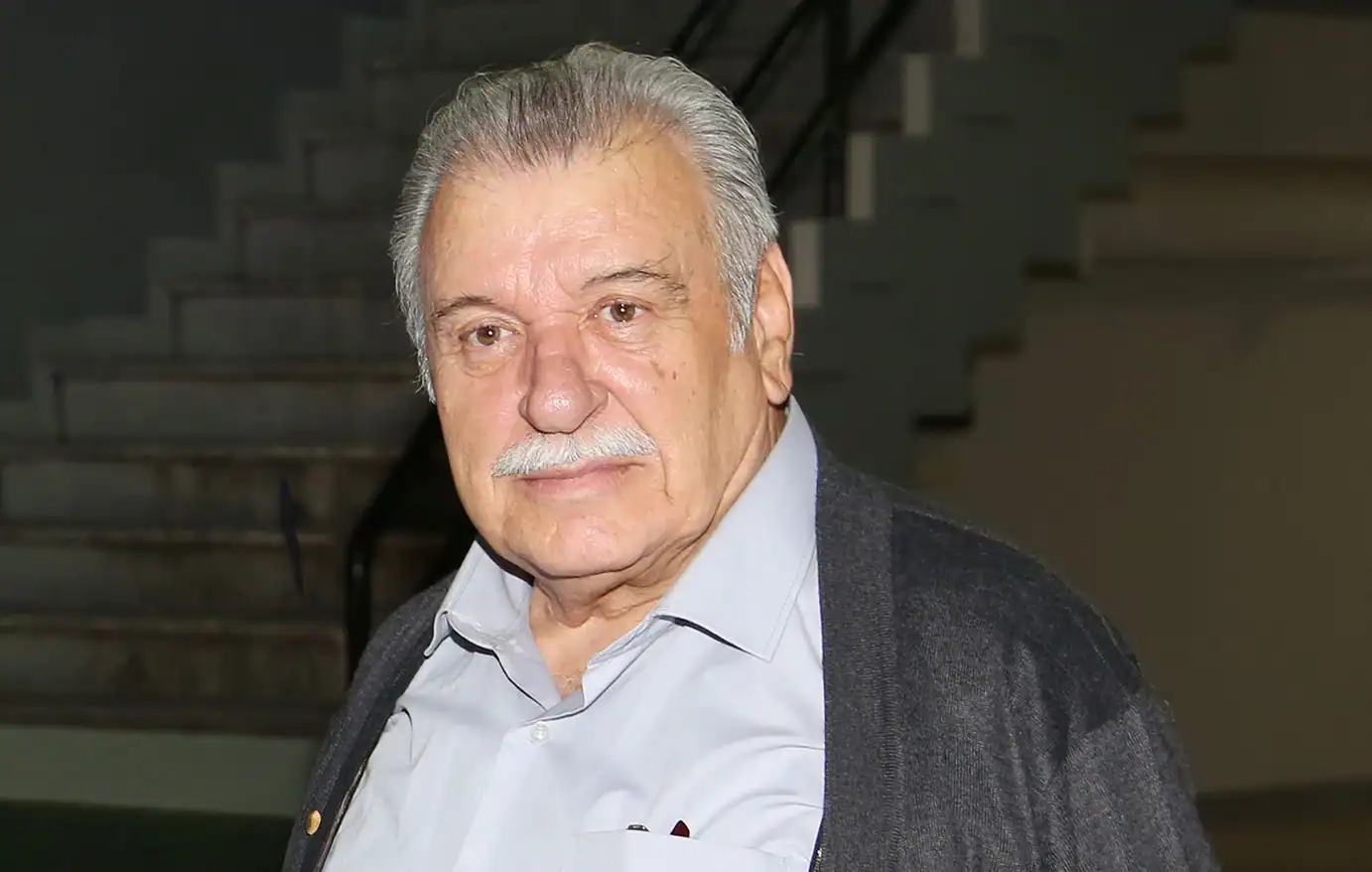 Τάσος Χαλκιάς: “Δικαίως έτρωγα ξύλο από τον πατέρα μου” (video)