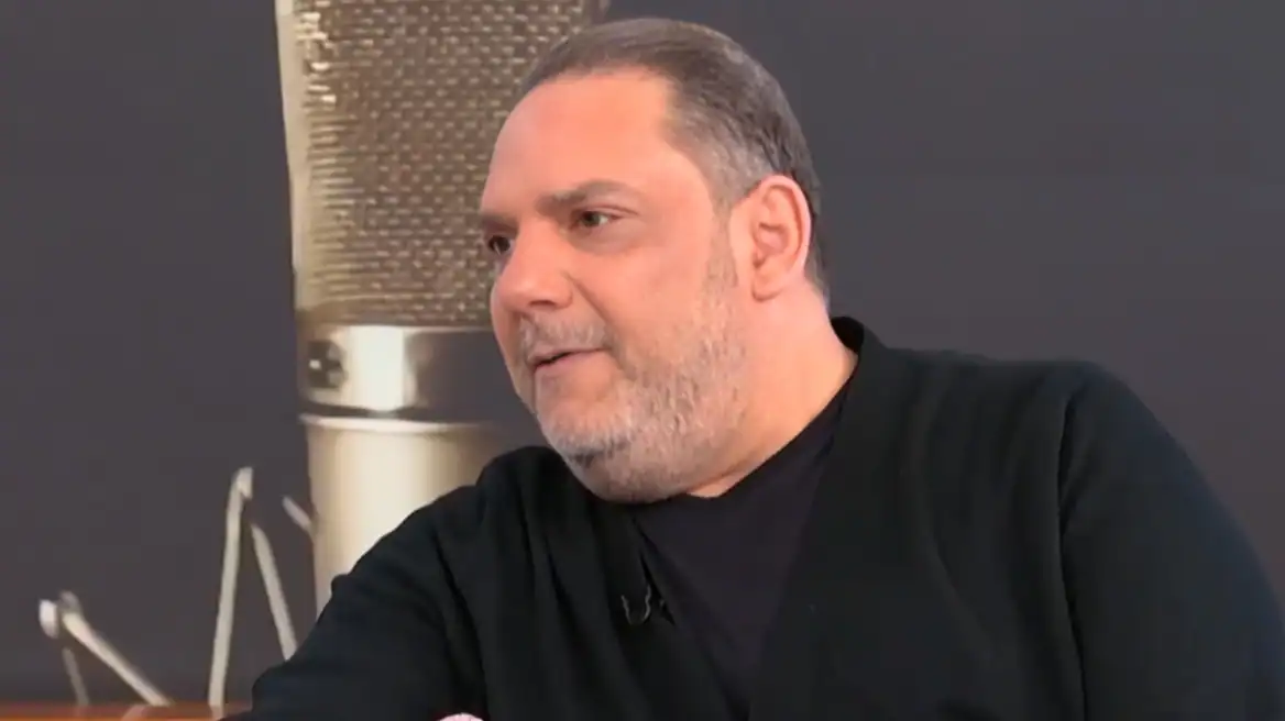 Στέλιος Διονυσίου: Η στιγμή που «λύγισε» ο Στράτος στην πίστα – «Γύρισα και τον είδα δακρυσμένο» (video)