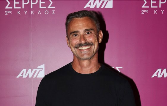 Τρελά ερωτευμένος ο Καπουτζίδης: «Θεωρώ τον πιο ωραίο Έλληνα άνδρα τον σύντροφό μου» (Video)