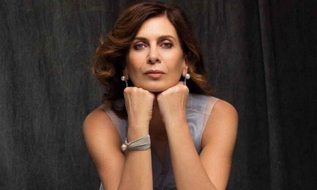 Κατερίνα Διδασκάλου: Το απλό καθημερινό trick που κρατά τη σιλουέτα της σε τέλεια φόρμα