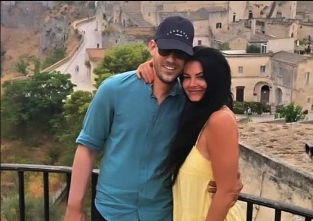 Full in love Κορινθίου-Καραθανάσης: Ερωτική απόδραση στη Σκωτία για το Πάσχα- Μαγικές εικόνες