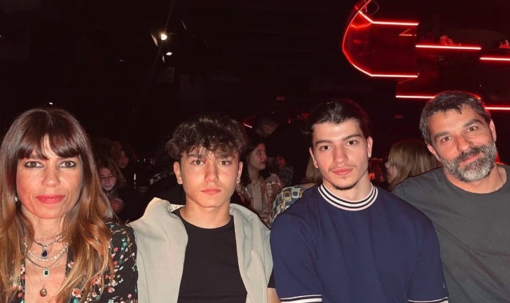 Δημήτρης και Γιωργής Λαγούτης: Έτσι αντιμετώπισαν τον χωρισμό των διάσημων γονιών τους