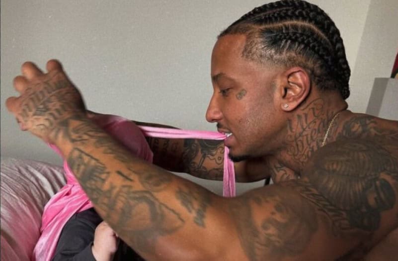 Λιώσαμε! Χαζομπαμπάς ο Light: Δημοσίευσε φωτογραφίες με τον 6 μηνών γιο του