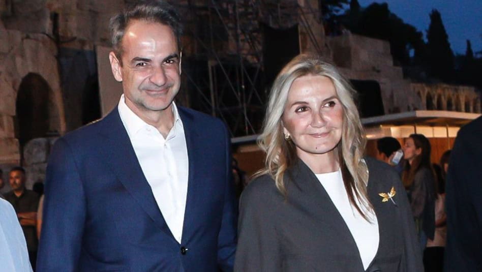 Μαρέβα Μητσοτάκη: Τι είναι ο αποφρακτικός ειλεός που την οδήγησε επειγόντως στο χειρουργείο