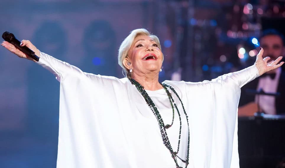 Μαρινέλλα: Ποιοι μαζεύτηκαν στο σπίτι της και έκαναν πάρτι μετά την κηδεία της (Video)