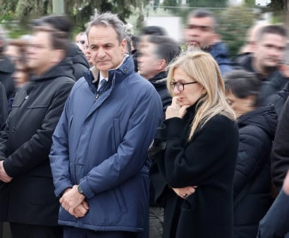 Λαχτάρα για τον Μητσοτάκη: Εσπευσμένα από νοσοκομείο της Λάρισας στον Ευαγγελισμό η Μαρέβα