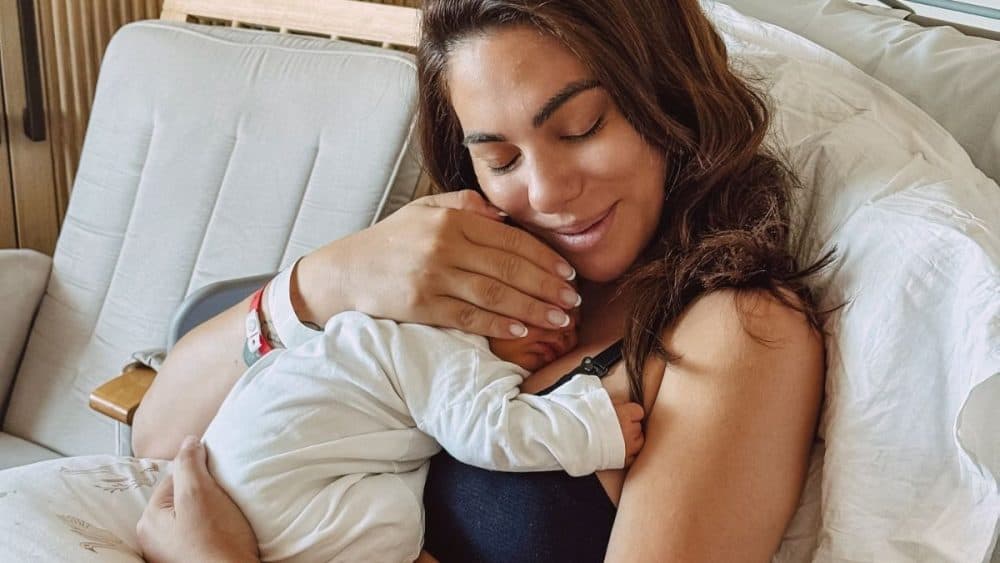 Συγκινεί για τον γιο της η Βαλαβάνη: “Φοβάμαι πολύ την πνιγμονή. Κρατούσα πολύ την αναπνοή μου όταν…”