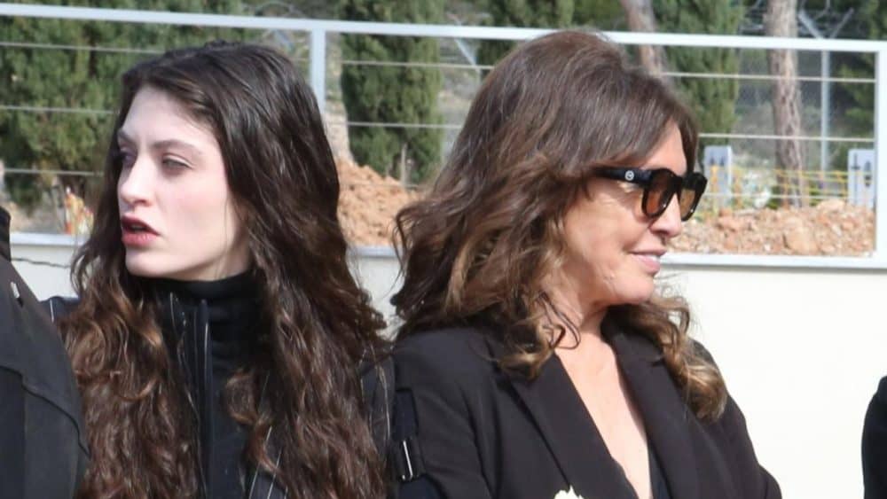 Βάνα Μπάρμπα : H μεγάλη πληγή για την κόρη της-«Δεν θέλει να μιλάω για εκείνη, την εξέθεσα…» (video)