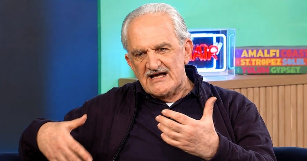 Δημήτρης Καταλειφός: Η άγνωστη στιγμή με τη Μαρινέλλα και το “πείραγμα” του Χατζηνικολάου – «Αύριο θα γράψω ότι σε φλερτάρει» (video)