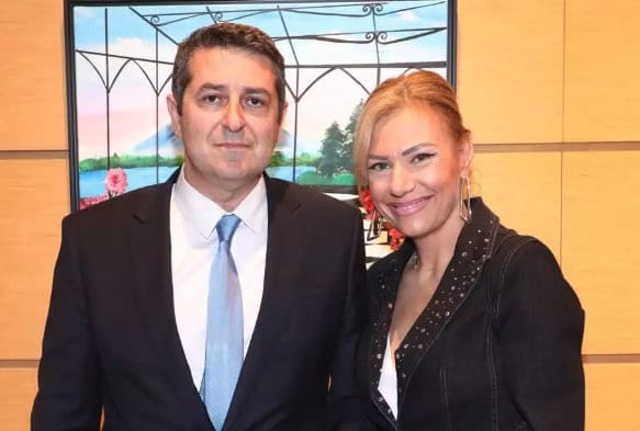 Μεταφέρεται σε  κέντρο αποκατάστασης στη Γερμανία ο Μυλωνάκης: «Ο σύζυγος μου είναι μαχητής. Μετά από 26 μέρες θα…»- Συγκλονίζει η Τίνα
