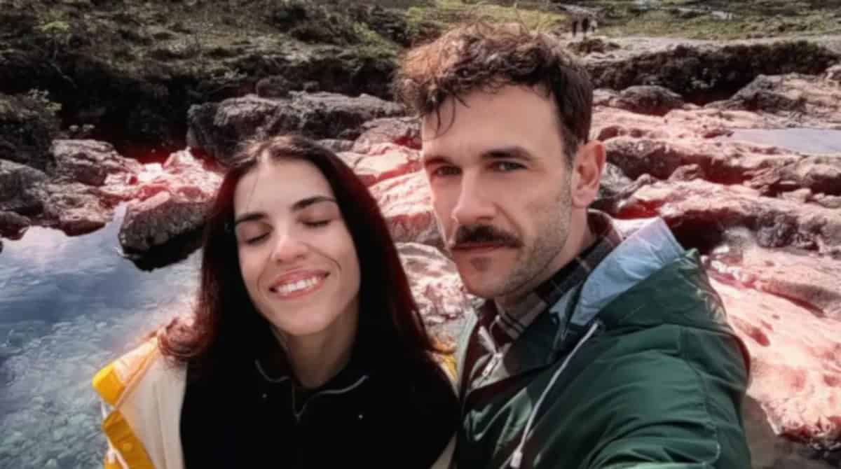 Η Άννα Μαρία Βέλλη και ο Άκης Σβολάκης επέλεξαν τη Σκωτία για τον μήνα του μέλιτος