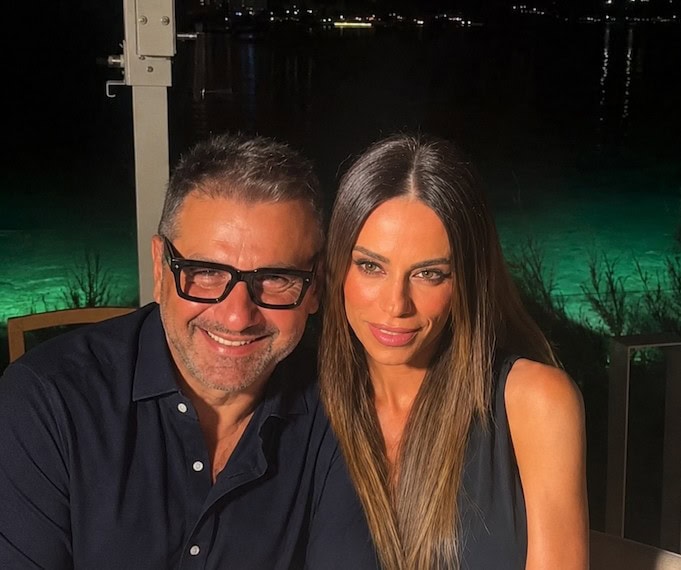Λιάγκας-Αντωνά: Νέα κοινή εμφάνιση μέσα στα μέλια-Πού νυχτοπερπάτησαν; (Φωτογραφίες)