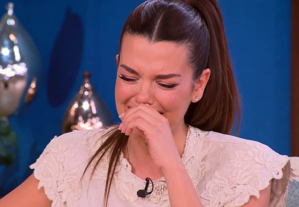 Νικολέττα Ράλλη: Ξέσπασε σε λυγμούς στο Buongiorno-«Ήθελε να πεθάνει» (Video)