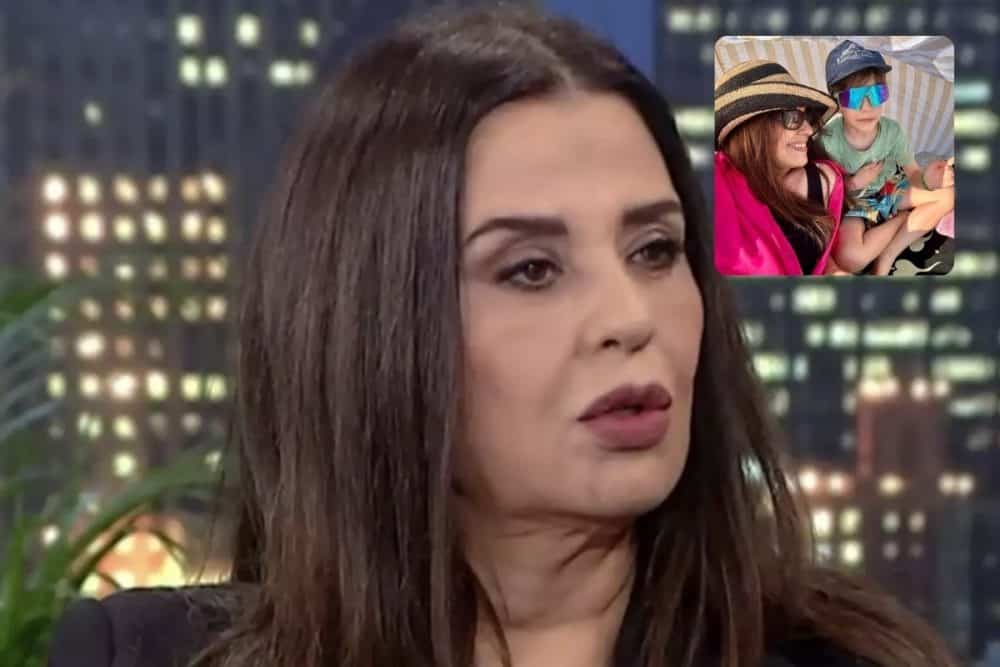 Μαρία Τζομπανάκη: Ποζάρει πρώτη φορά με τον εγγονό της Αχιλλέα στην παραλία και γκρεμίζει το διαδίκτυο