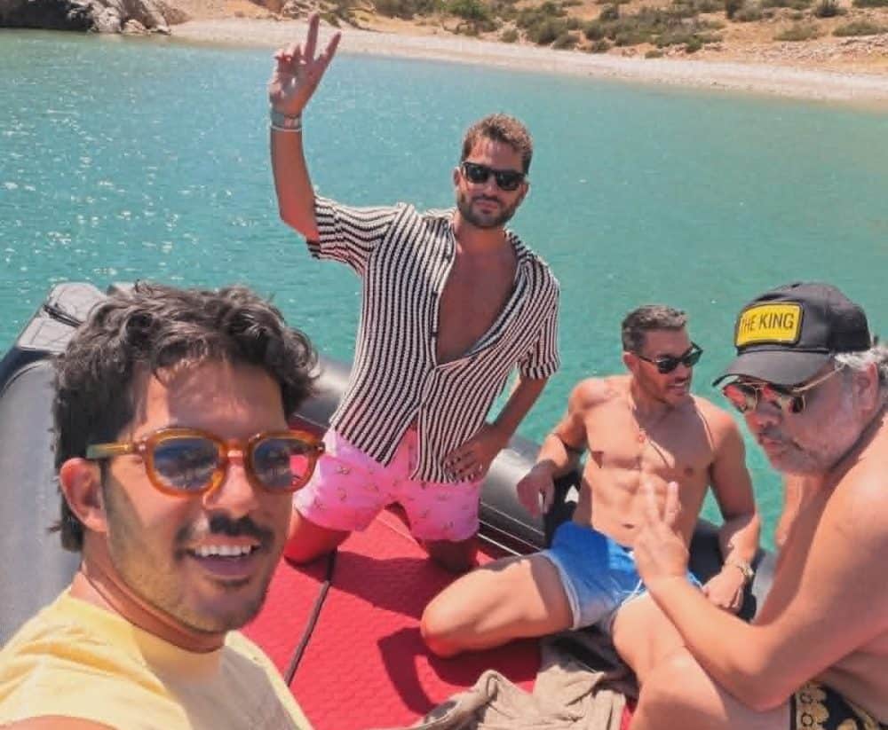 Ασημακόπουλος, Πιτταράς, Αγγελάκος και Μαλλιαρός “ψήφισαν” Σχοινούσα για απόδραση με φουσκωτό το weekend