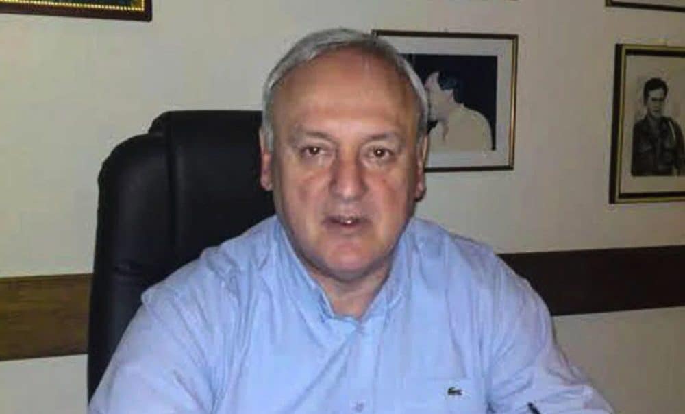 Σταύρος Γεωργίου: Αυτές είναι οι 16χρονες δίδυμες κόρες του – Ραγίζει καρδιές η φωτογραφία τους στο γραφείο που βρέθηκε νεκρός