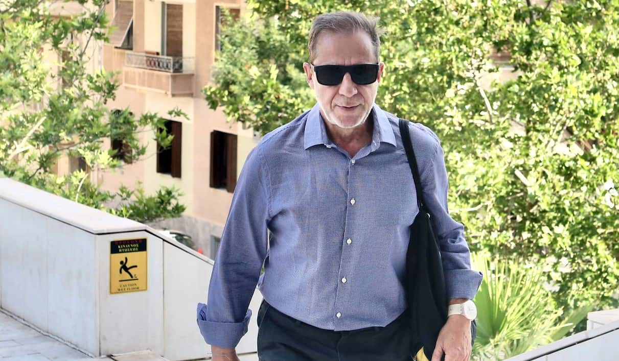Ξεκίνησε η δίκη Λιγνάδη: Συγκλονίζει η κατάθεση του πρώτου άντρα που τον κατήγγειλε