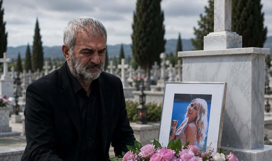 Μαστροκώστα: Έγινε χθες το μνημόσυνο για τα 40 της Γωγώς- Σπάραξε ο Δέλλας πάνω από το μνήμα