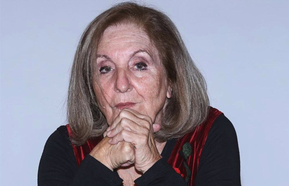 Αποκλειστικό! Κάρμεν Ρουγγέρη: «Τι να τα κάνω τα λεφτά… Πέθανε ο συζυγούλης και τον έθαψαν με ένα σεντόνι μόνο»