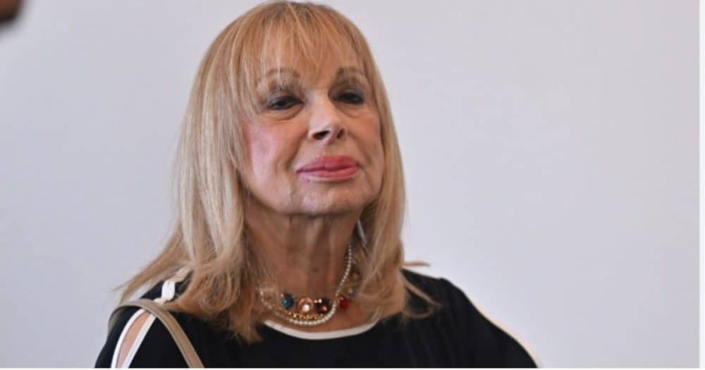Άννα Φόνσου: Στο νοσοκομείο μετά από αδιαθεσία – Η ανακοίνωση για την υγεία της