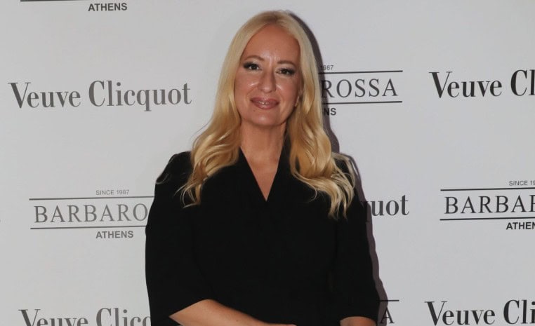 Αφροδίτη Γραμμέλη: «Νεοπλουτισμός και επίδειξη από τηλεπερσόνες – Αυτή η καλοκαιρινή μάστιγα»